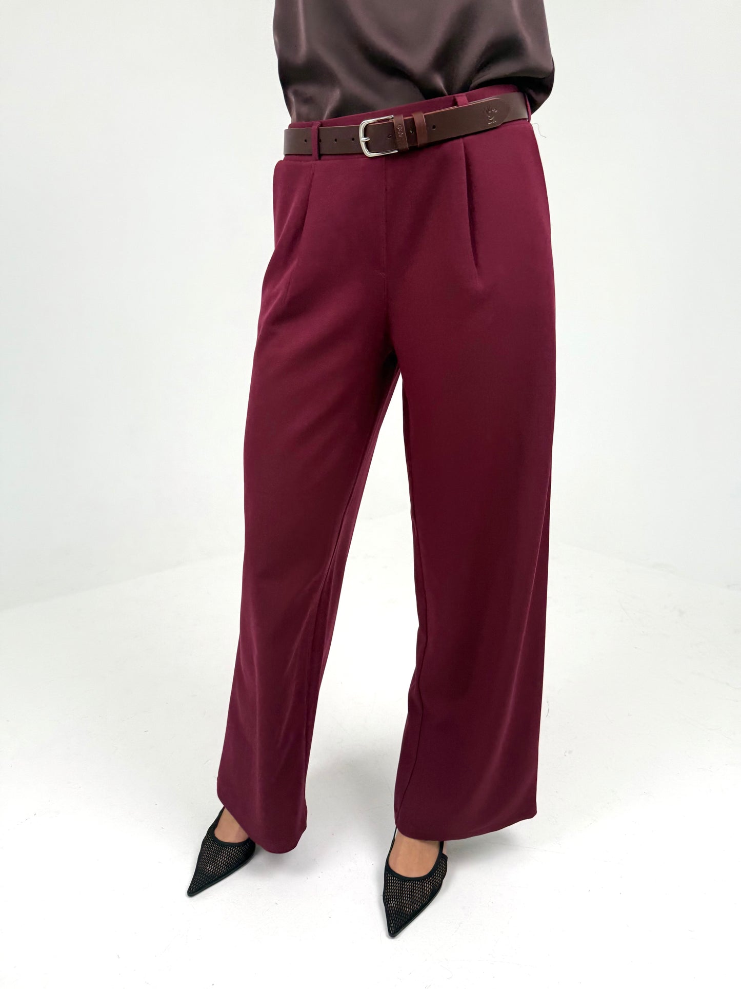 Storesnės MEGA laisvo kritimo kelnės. Bordo