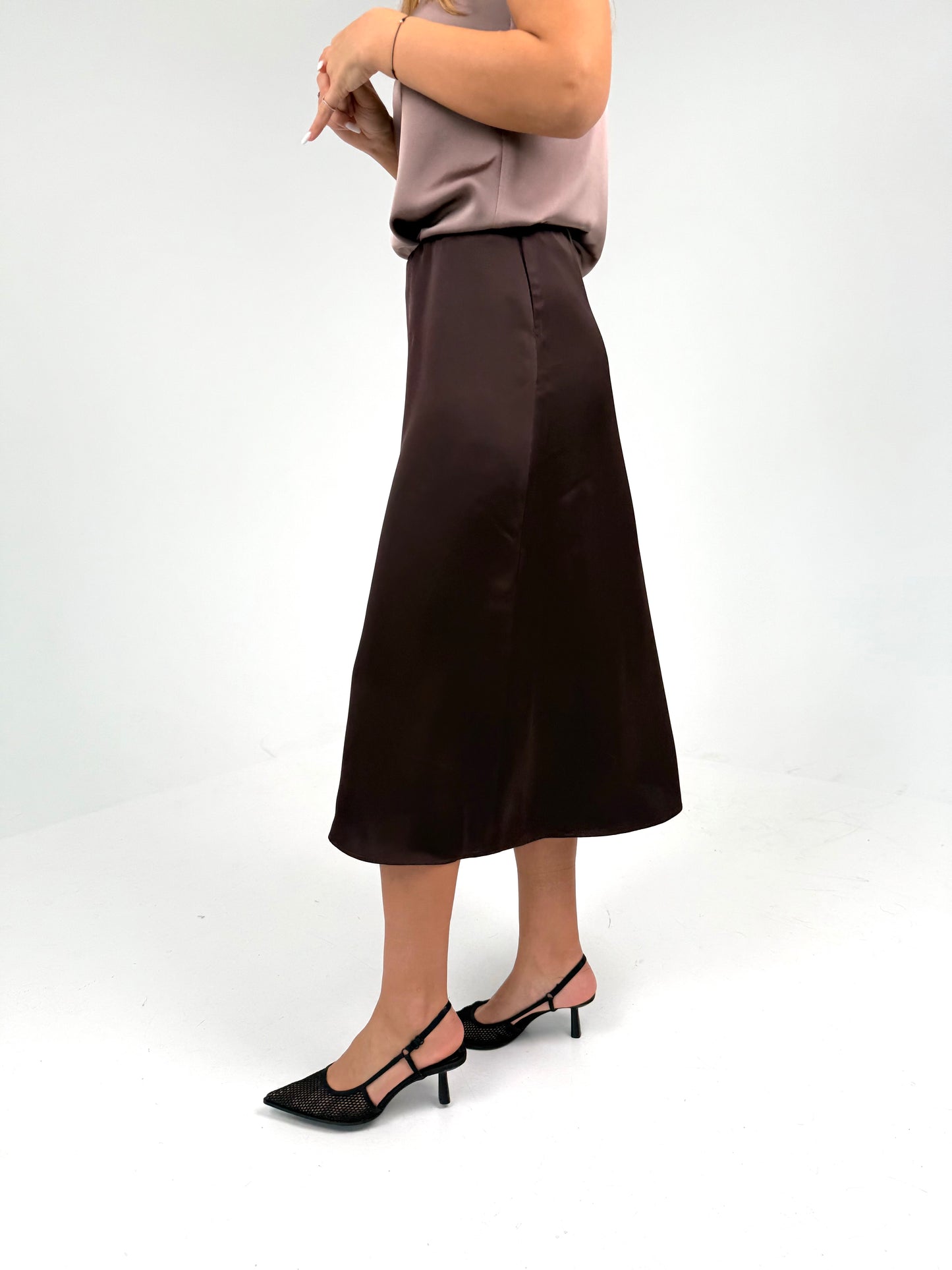 Varpelio formos sijonas. Šokoladas