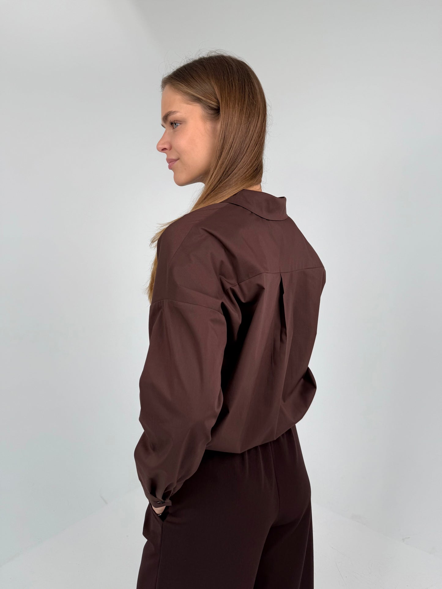 PREMIUM medvilniniai marškiniai. Šokoladas