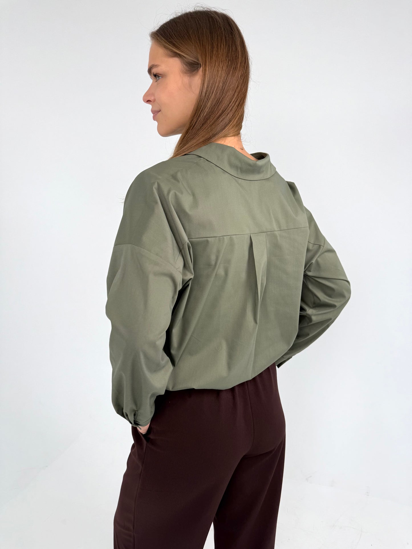 PREMIUM medvilniniai marškiniai. Miško žalia