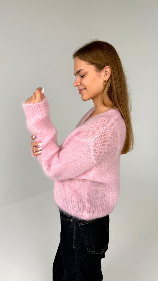 Kid moheros megztukas su sagutėmis. Rožinis