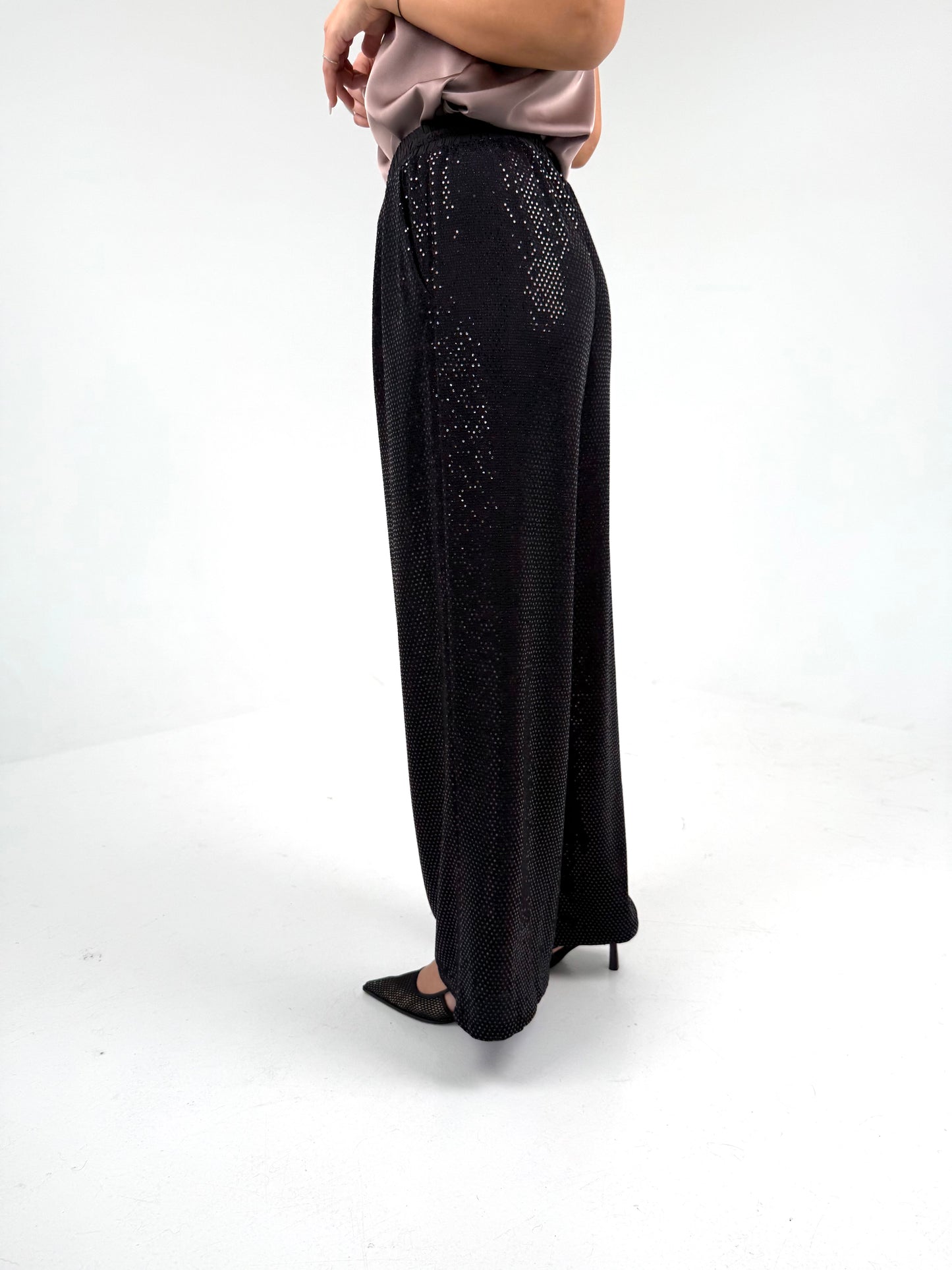 Blizgios LIGHT kelnės. Juodos