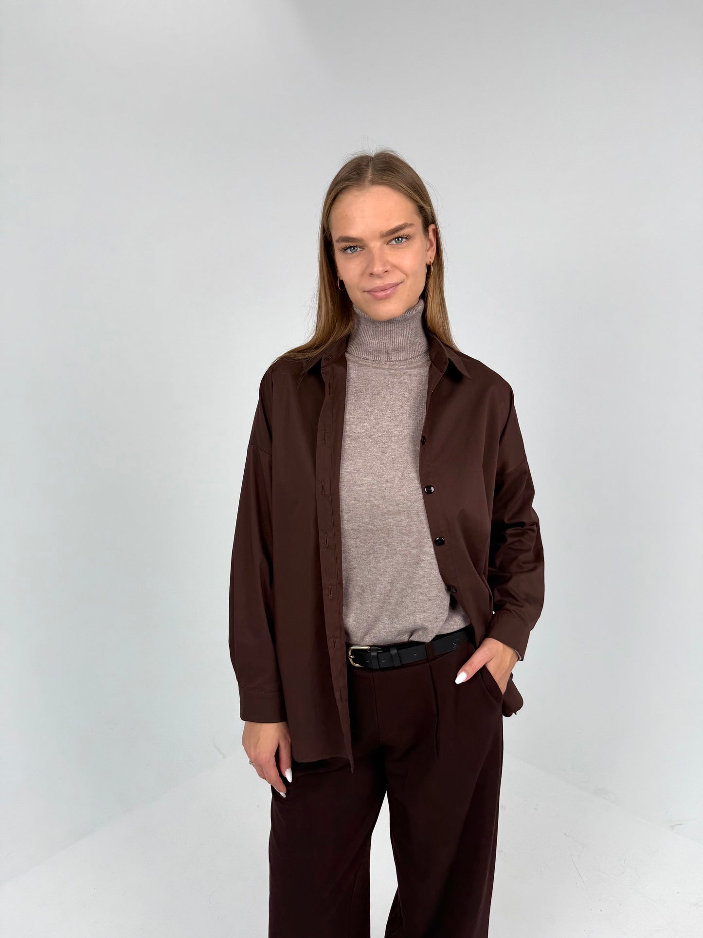 PREMIUM medvilniniai marškiniai. Šokoladas