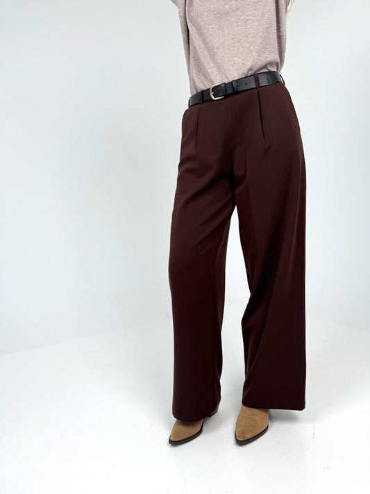 Storesnės MEGA laisvo kritimo kelnės. Šokoladas