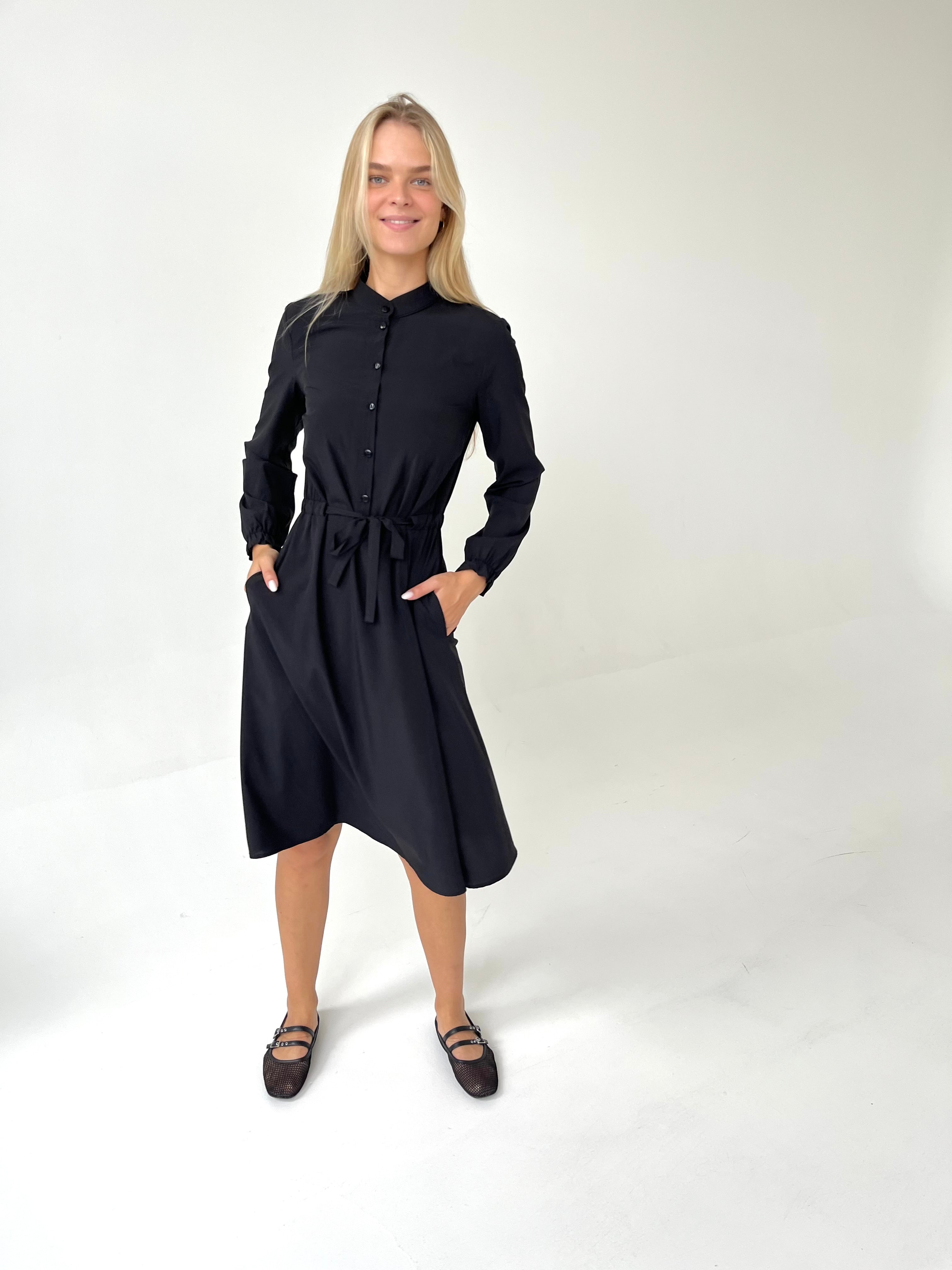 SUKNELĖ "CLASSIC" JUODA