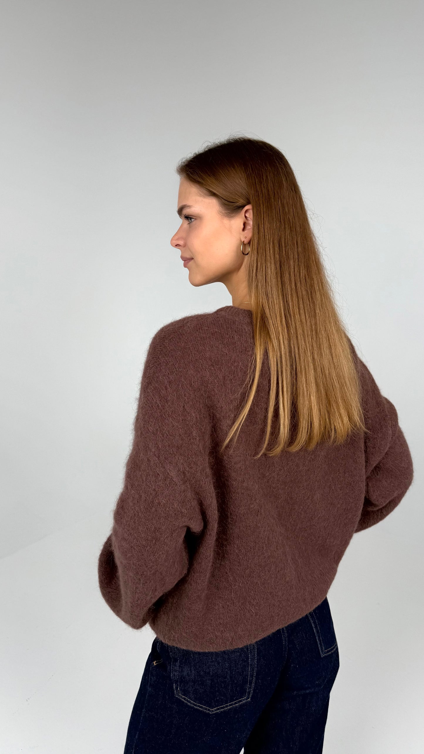 PLUS SIZE. Alpakos ir vilnos megztukas. Rudas